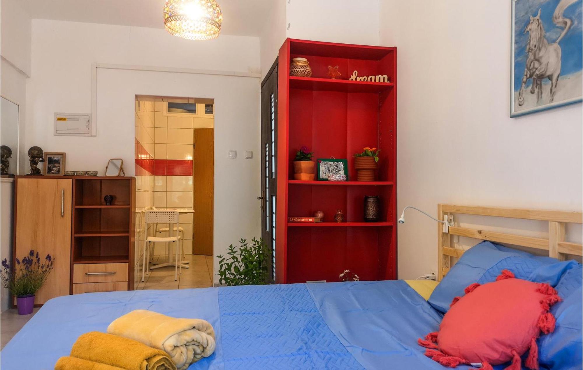 Pet Friendly Apartment In Novalja With Kitchen Exterior foto